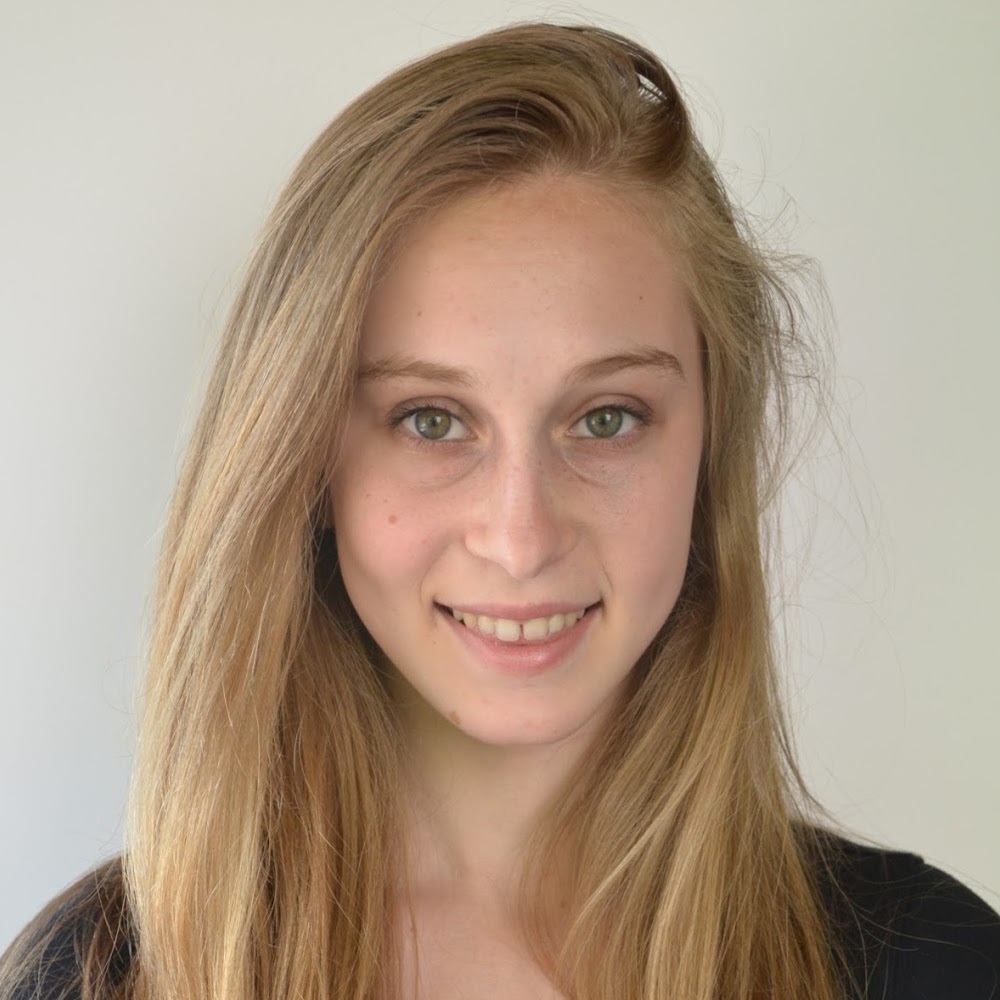 Meet your Posher, Juliana c